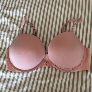 Victoria’s Secret Push Up Bra Pink